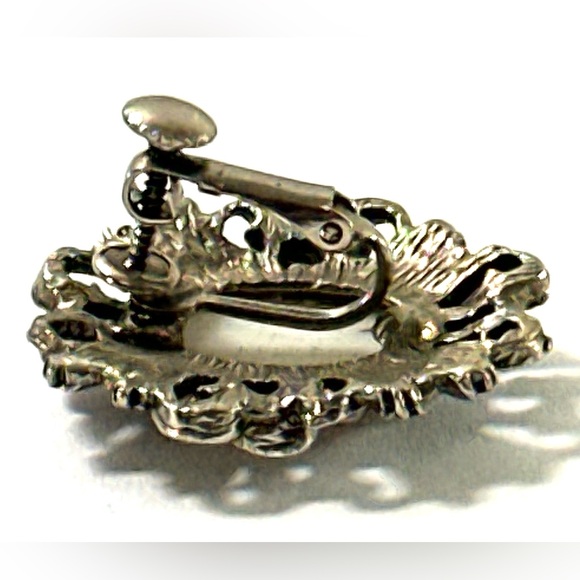 Vintage Screwback Earrings Silver Tone With Pink Floral Cabachon - Picture 4 of 4